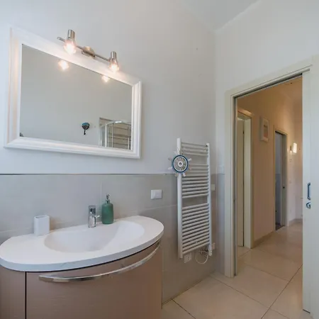 White By Interhome Daire
