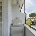 White By Interhome Форте-дей-Мармі