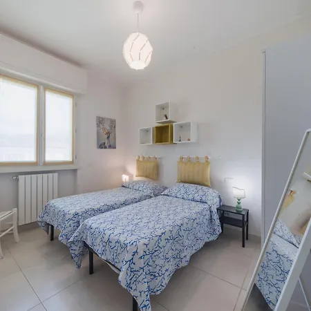 White By Interhome Apartman *